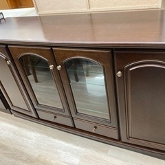 マルニ木工のキャビネットのご紹介です。