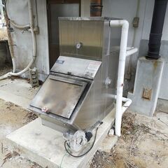 薪ボイラー動作確認済み、 薪兼用灯油ボイラー