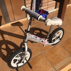 【お譲り先決定しました】ストライダー　アルミ製