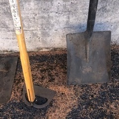 【決まりました】使い古した農具の画像