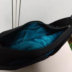 【購入者決定】CHUMSチャムス　ショルダーバッグ　黒の画像