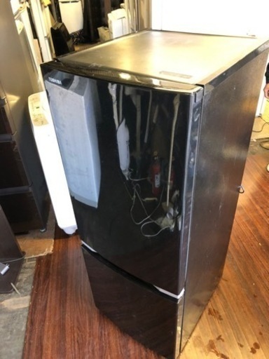 福岡市内配送設置無料　2019年式　GR-P15BS-K 冷蔵庫 BSシリーズ メタリックブラック [右開きタイプ /2ドア /153L]