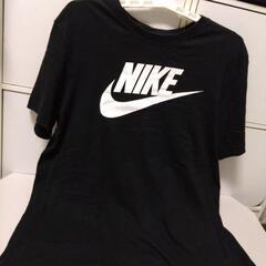 NIKEナイキ　Ｔシャツ　黒の画像