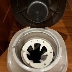 コンビ 強力防臭抗菌おむつポット ポイテック おむつバケツ ゴミ箱の画像