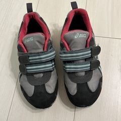 アシックス  防水ゴアテックスシリーズ19.5