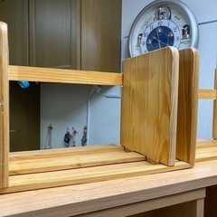 【無料】小さい本棚差し上げます。