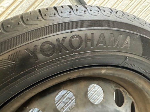 ヨコハマタイヤ　185/60R15
