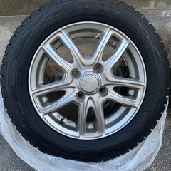 只今お話中です。。DUNLOP(ダンロップ) スタッドレスタイヤ...