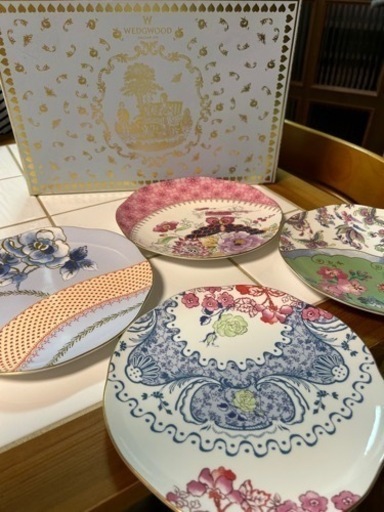  バタフライ ブルーム　プレート21cm　4枚(絵変わり)セット