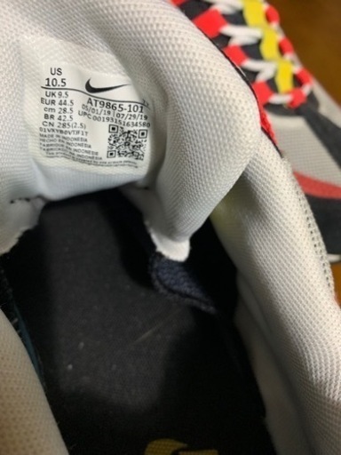 NIKE スニーカー