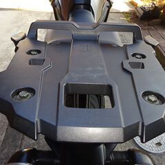 MT09 トレーサー用 純正リアキャリアの画像