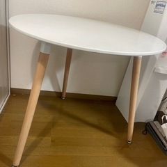 ダイニングテーブル 白