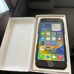 iPhone SE2 ブラック　SIMFREEの画像