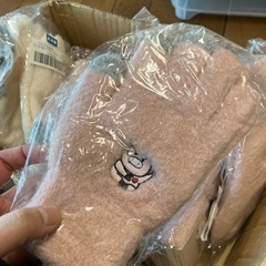 【売り切れました】在庫放出！　未開封ふわふわ手袋差し上げますの画像