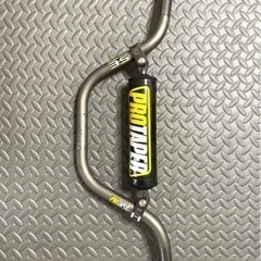 ハンドルバー　PRO TAPER