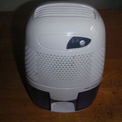 （お取引中）小型除湿器　無料