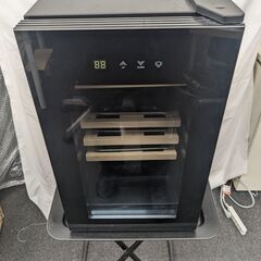[ST1047] 美品 ビズライフ　８ボトルワインセラー　BWC...