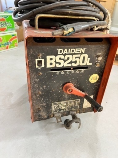 200V アーク溶接機　　ダイヘン