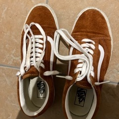 バンズスニーカー