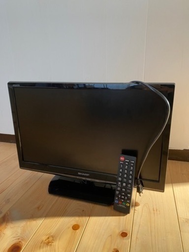 【お渡し予定者決定済み】液晶カラーテレビ(SHARP)22インチ