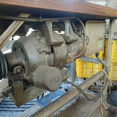 業務用ミシンの画像