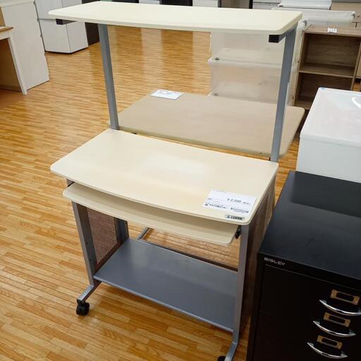 ★ジモティ割あり★ パソコンデスク　クリーム　クリーニング済　YJ1239