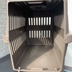 犬　キャリーケース　（アイリスオーヤマ　エアトラベルキャリーATC-670）の画像