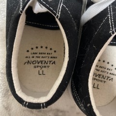 美品🌸黒×白 スニーカー LLサイズの画像