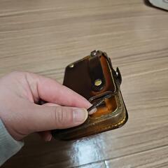 iPhone12 レザーケース 2つの画像