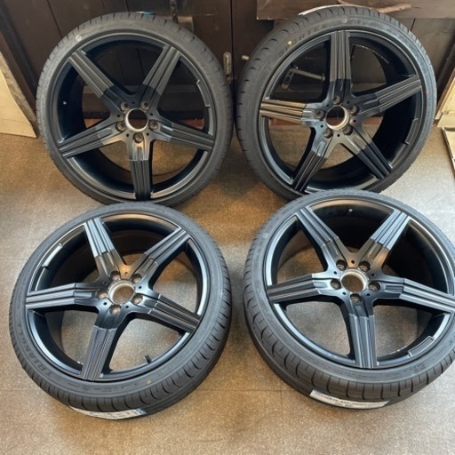 ベンツ用社外ホイール、タイヤ付き