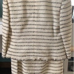 入学式に　上品なスーツ　フォーマルスーツ　38の画像