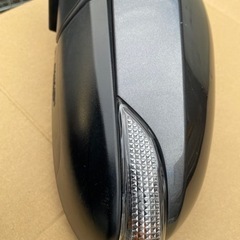 アクア　左ドアミラーの画像