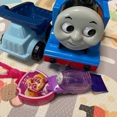 トーマス　パウパトロール　4点　取引中