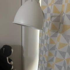ikea フロアランプ