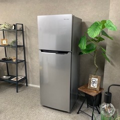 93 設置無料 Hisense 冷蔵庫 綺麗 少し大きめ 227ℓ 2ドア 設置無料 Hisense 2ドア冷蔵庫 一人暮らし 227㍑ 綺麗 大きめ 93
