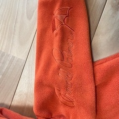 子供服フード付きトレーナー2セットで！の画像