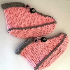 【美品】ルームシューズ　毛糸　室内履き　手編み　ハンドメイド　ピンク　ハイソックス　温かい　フリーサイズの画像
