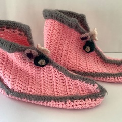 【美品】ルームシューズ　毛糸　室内履き　手編み　ハンドメイド　ピンク　ハイソックス　温かい　フリーサイズの画像