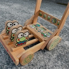 ケロケロッピ🌈手押し車！美品！の画像