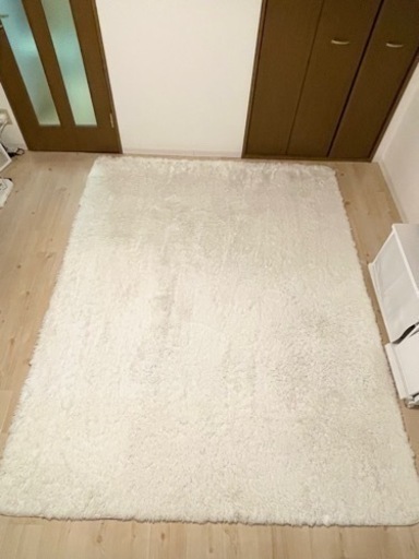 カーペット　ホワイト　190×240cm【未使用に近い】
