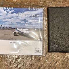 ANA　2024年用手帳と卓上カレンダー