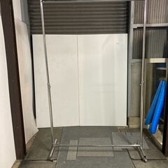 中古　メタルハンガーラックの画像