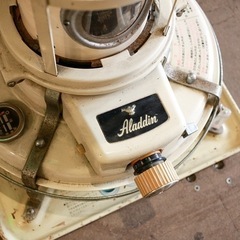 【品川区リサイクルショップ / 配送無料エリアあり】アラジン ブルーフレームヒーター　Aladdin Blue Flame Heater ブルーフレーム　ストーブ　暖房　ヒーター　灯油　灯油ストーブ　　　石油　石油ストーブ　デラックス　39型　レトロ　ビンテージ　アンティークの画像