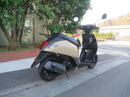 スズキ　レッツ(FI)　中古実働超美車　バッテリーフル充電済み　タイヤ前後バリ山　ナンバー登録書類有り(無料)