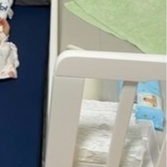ベビーベッドの画像