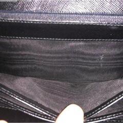 PRADA 長財布の画像