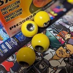ムーンアイズ　エアバルブキャップ　アメリカ雑貨　ローライダー　USDM ハワイ　ホットロッド　HDM の画像