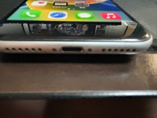 値下げ‼️iPhone SE 2世代 SIMフリー