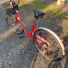 おしゃれなママチャリ　２６インチ　レッド
