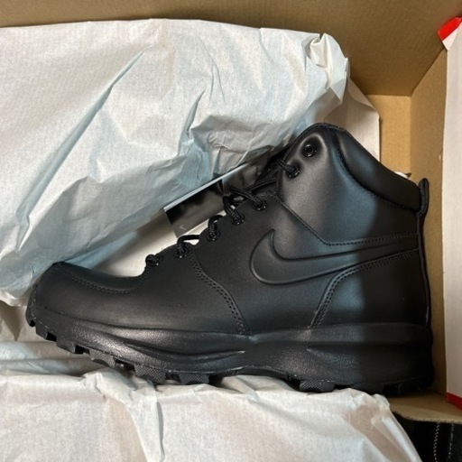 NIKEマノアレザー　ブラック
